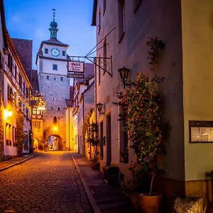 Gaestehaus Am Weissen Turm Szálloda
